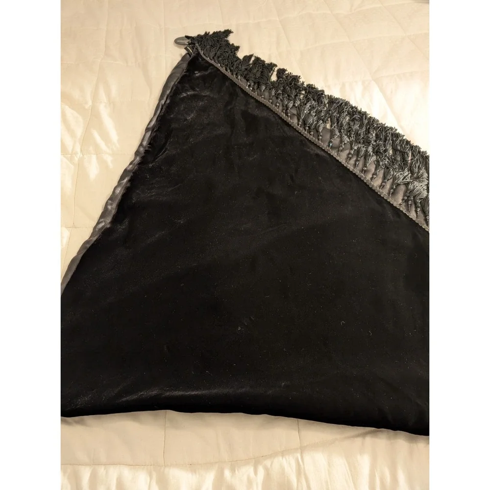 VALERIE STEVENS BLACK FRINGED TUBE‎ BEADED 66